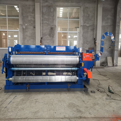 rotolo automatico Mesh Welding Machine della gabbia per uccelli di 2.5m